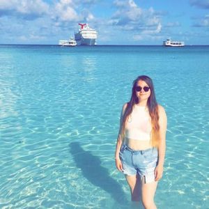 Meet your Posher, Miranda