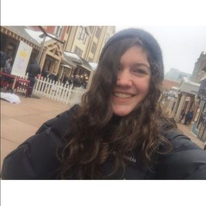 Meet your Posher, Harmony