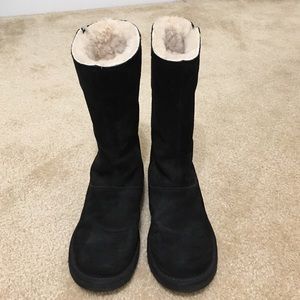 Ugg boots, kids size 5, rainbow zipper