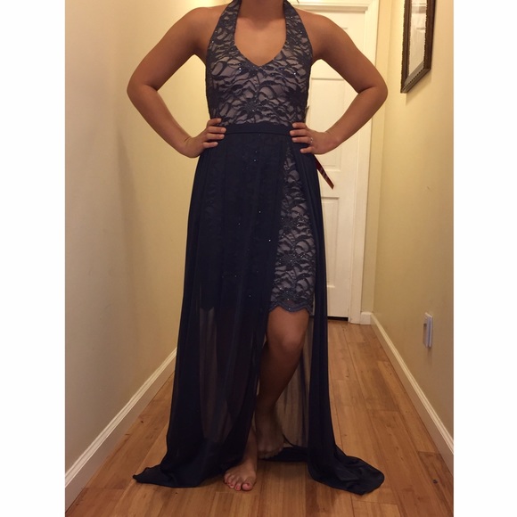A Charcoal gray formal/ pretty dress