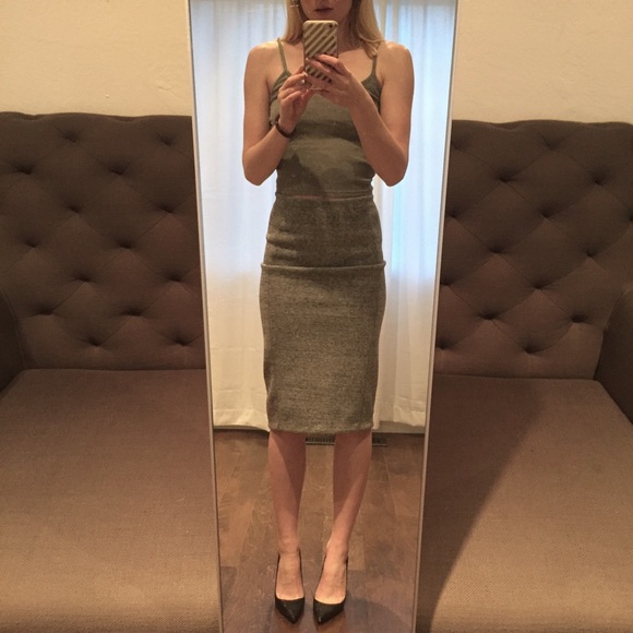 H&M fitted pencil skirt
