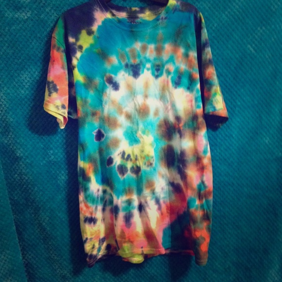 Tie dye shirt❤️💛💚💙💜
