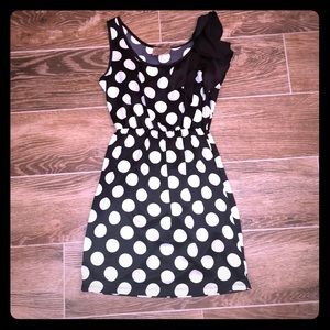 *sold* Dejavu. Black and white dress