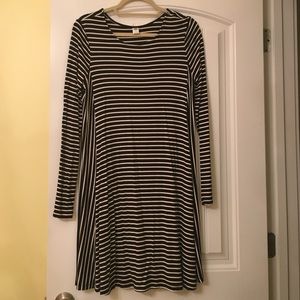 Old Navy Black and White Striped Dress, Size Large
