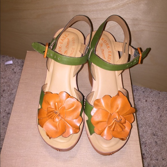 Kork-ease leather  size 6