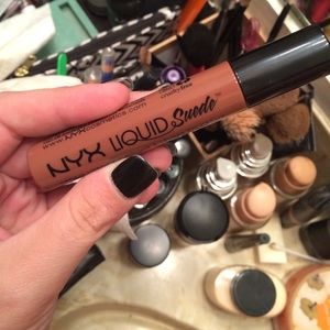 NYX Liquid Suede (Softspoken)