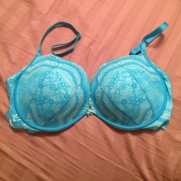 NWOT Victoria Secrets Bra