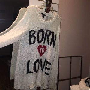 "Born to love" knitted sweater
