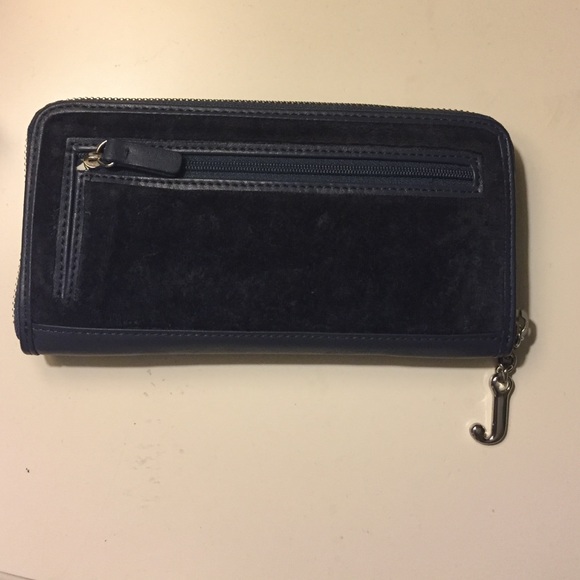 Juicy Couture Wallet - Picture 2 of 4