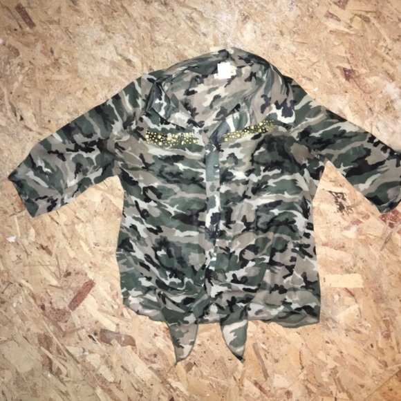 Camo blouse