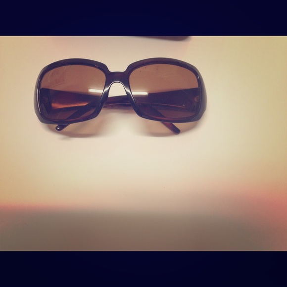 Fendi Tortoise shell sunglasses