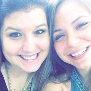 Meet your Posher, Chloe