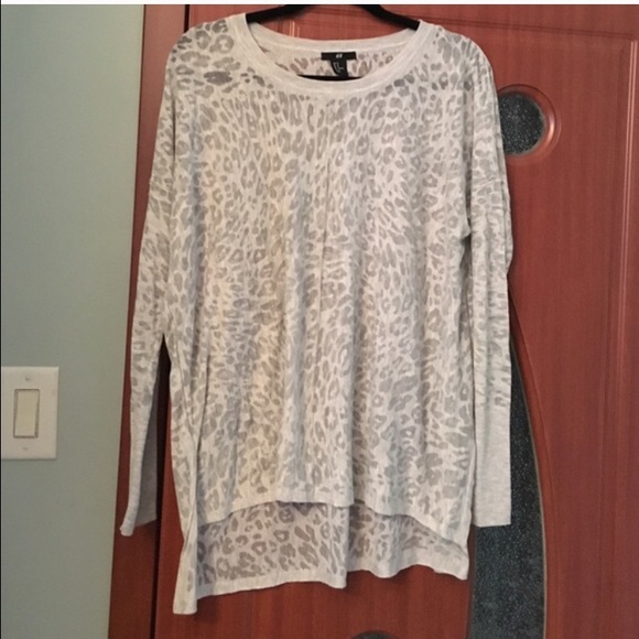 ⛔️⛔️SOLD H&M sweater size M