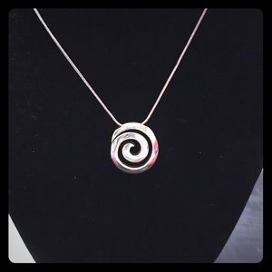 Whimsical Circle Brighton Pendant Necklace🌀