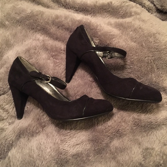 ✨SALE✨Cato black ankle strap heels