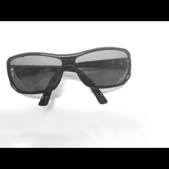 Gucci Black Sunglasses