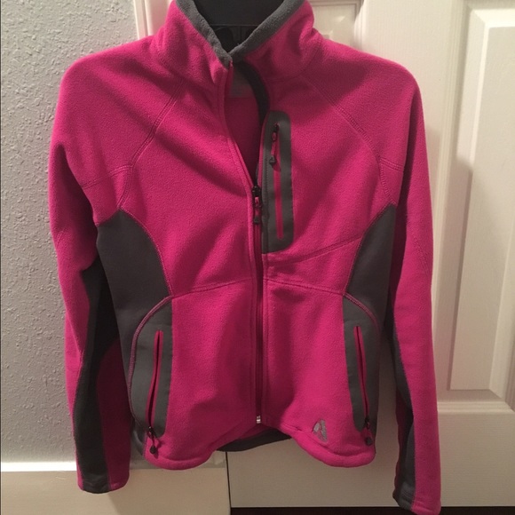 Tops - Picture 4 of 4