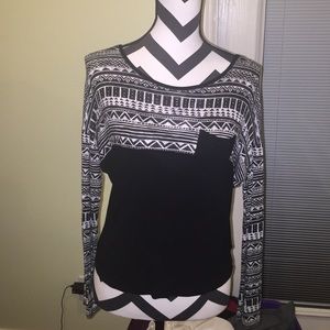Black and white front pocket long sleeve shirt