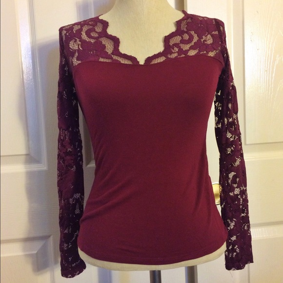 Nordstrom Tops - Maroon lace top