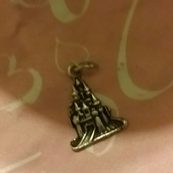 Sterling Silver charm - Picture 1 of 1