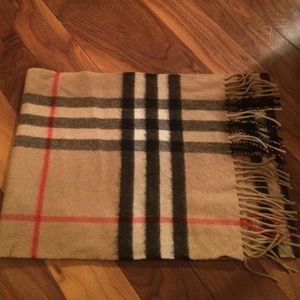 Burberry heritage print cashmere scarf