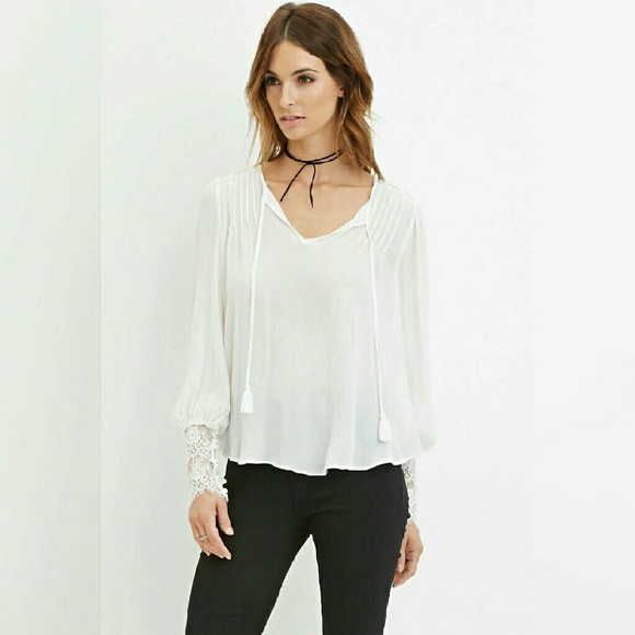 Forever 21 Tops - SOLD.    Victorian medieval sleeve bohemian blouse