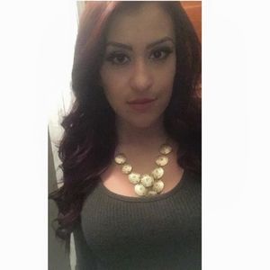 Meet your Posher, Araceli