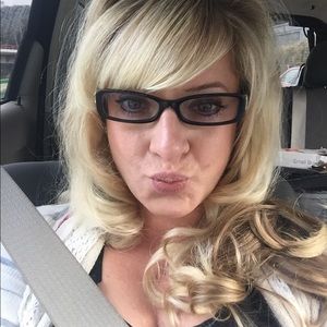 Meet your Posher, Lindsay