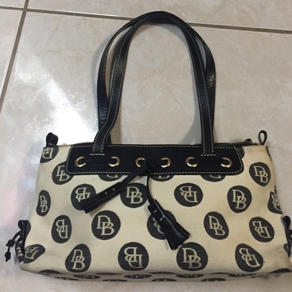 Dooney & Bourke shoulder bag