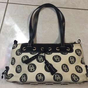 Dooney & Bourke shoulder bag