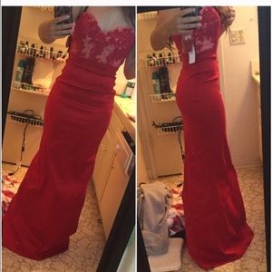 Red prom dress ❤️