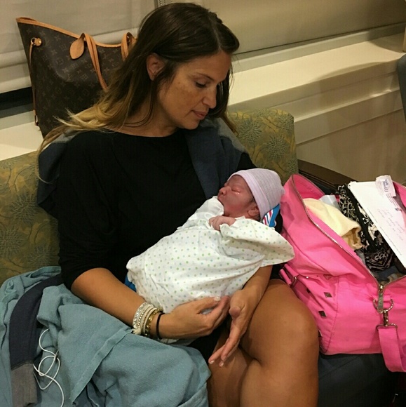 Meet your Posher, Tara - Picture 2 of 2