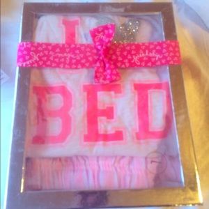 VS "i love bed" pj set