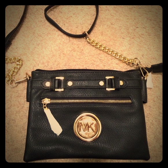 Michael Kors Handbags - Michael Kors Purse