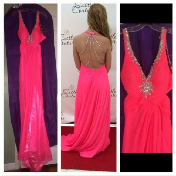 NEVER WORN PROM DRESS