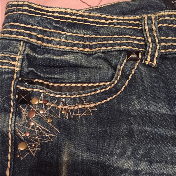 Jeans - Picture 3 of 4