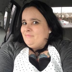 Meet your Posher, Stacy