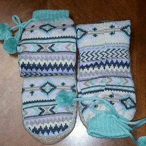 NWOT Muk Luks Slippers