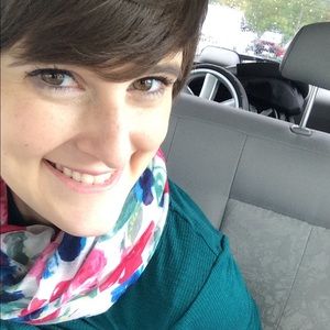 Meet your Posher, Whitney