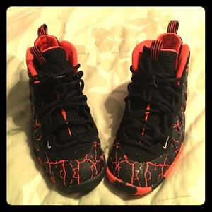 Nike Foamposite kid size 6.5