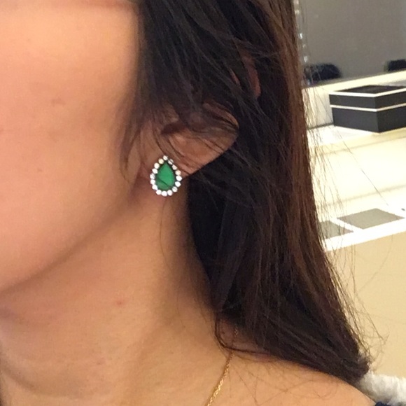 ❌SOLD❌ J. Crew Jewel Green Teardrop Earrings - Picture 2 of 2
