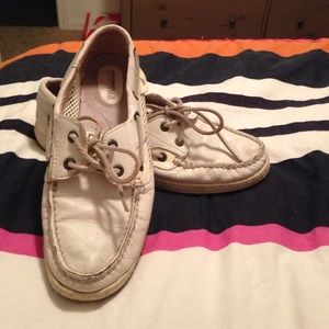 White Sperry's
