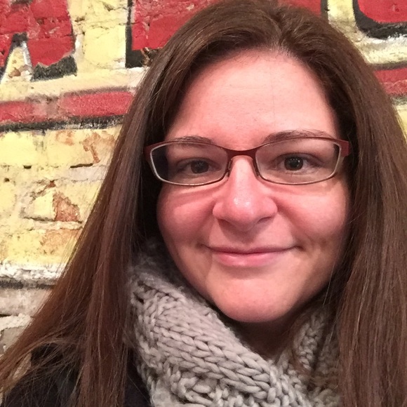 Meet your Posher, Teresa - Picture 1 of 1