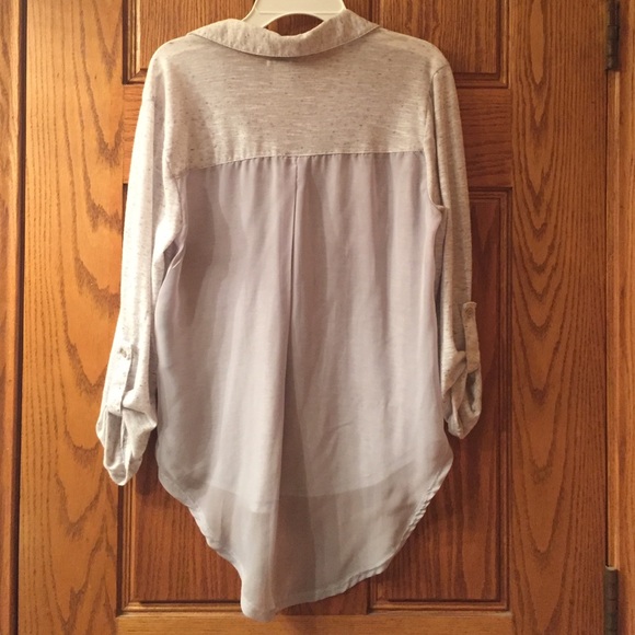 Gray and sheer blouse - Picture 2 of 3