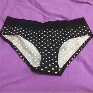 ❌❌🚫 SOLDDD ❌❌🚫Black and white Polkadot