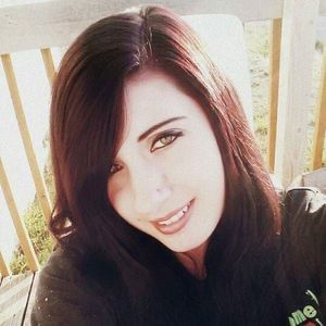 Meet your Posher, Leigh