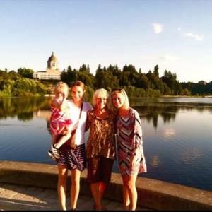 Meet your Posher, Rachel