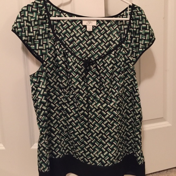 Geo patterned loft Blouse