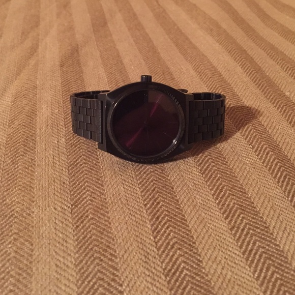 ALL BLACK NIXON WATCH