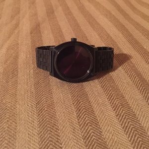 ALL BLACK NIXON WATCH